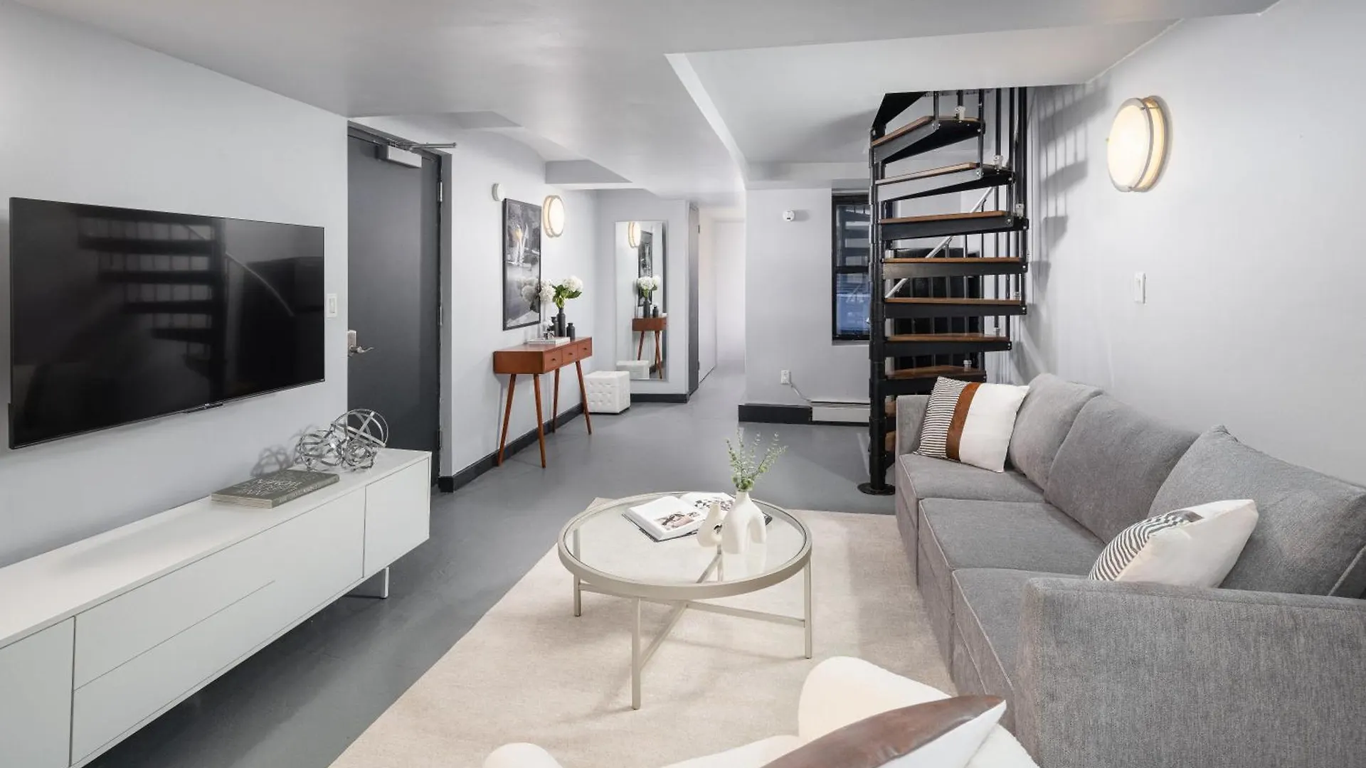 شقة Stylish Duplex In Manhattan With Backyard نيو يورك